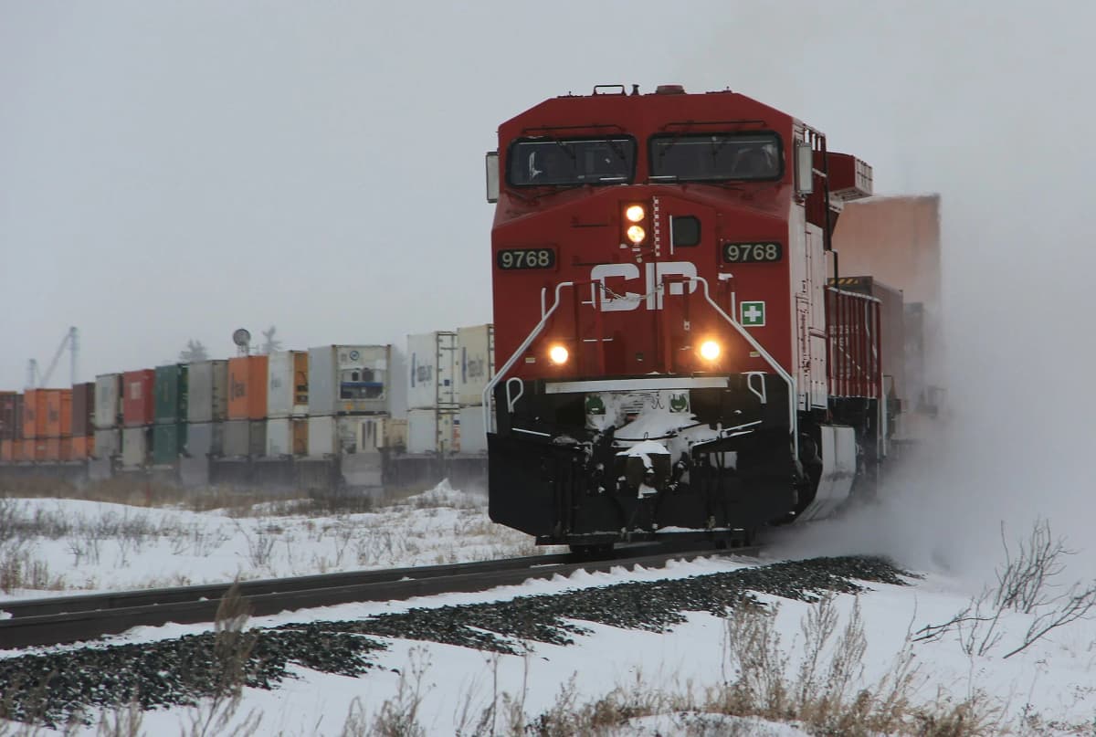 Rail freight container transport operations